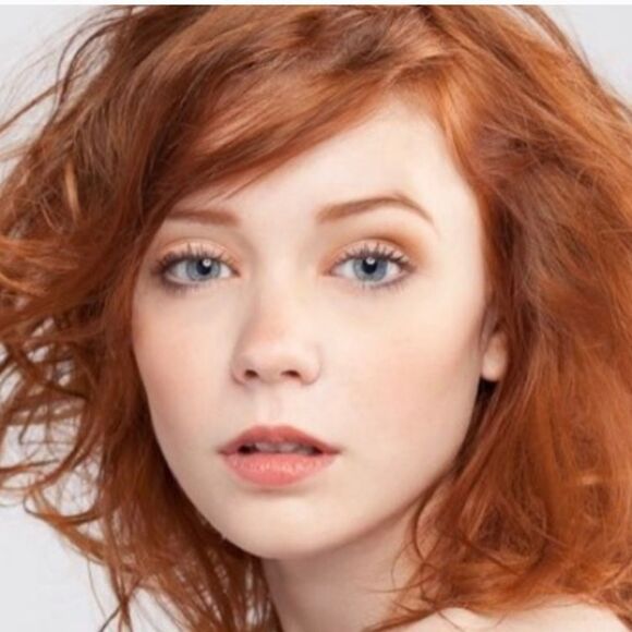 Mac Cosmetics Made To Wow Brow Kit - Picture 7 of 8